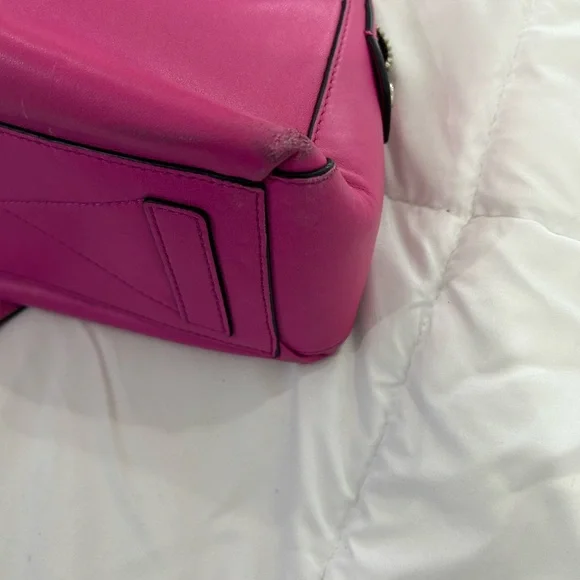 PRICE ⬇️ • MILLY - Hot Pink Crossbody Bag - Small - - Picture 10 of 10